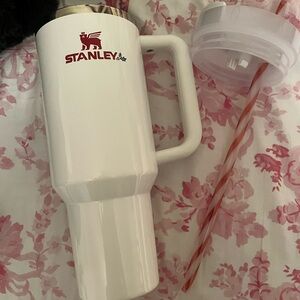 Stanley 40oz holiday quencher